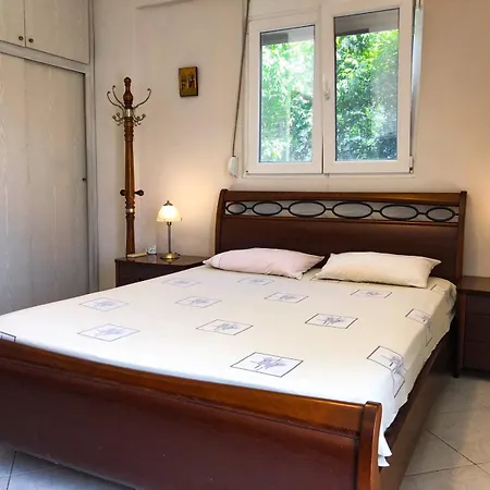 Venus Maisonette Daire Peraía